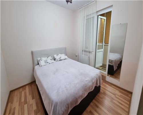 Apartament de doua camere , zona Florilor