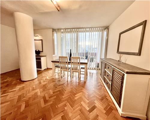 Apartament Central de 3 Camere cu Parcare | 5 min Centru