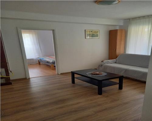 Apartament de doua camere , zona Centrul Civic