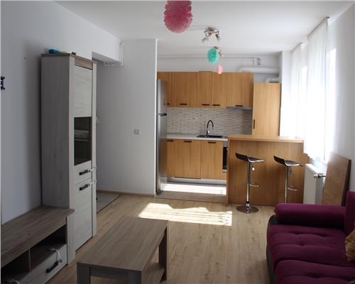 Apartament cu 2 camere zona Coresi Top City Tractorul REZERVAT