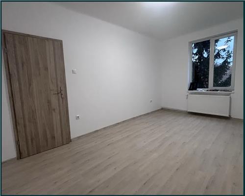 Apartament spatios 2,5 camere  Central ,Avram Iancu